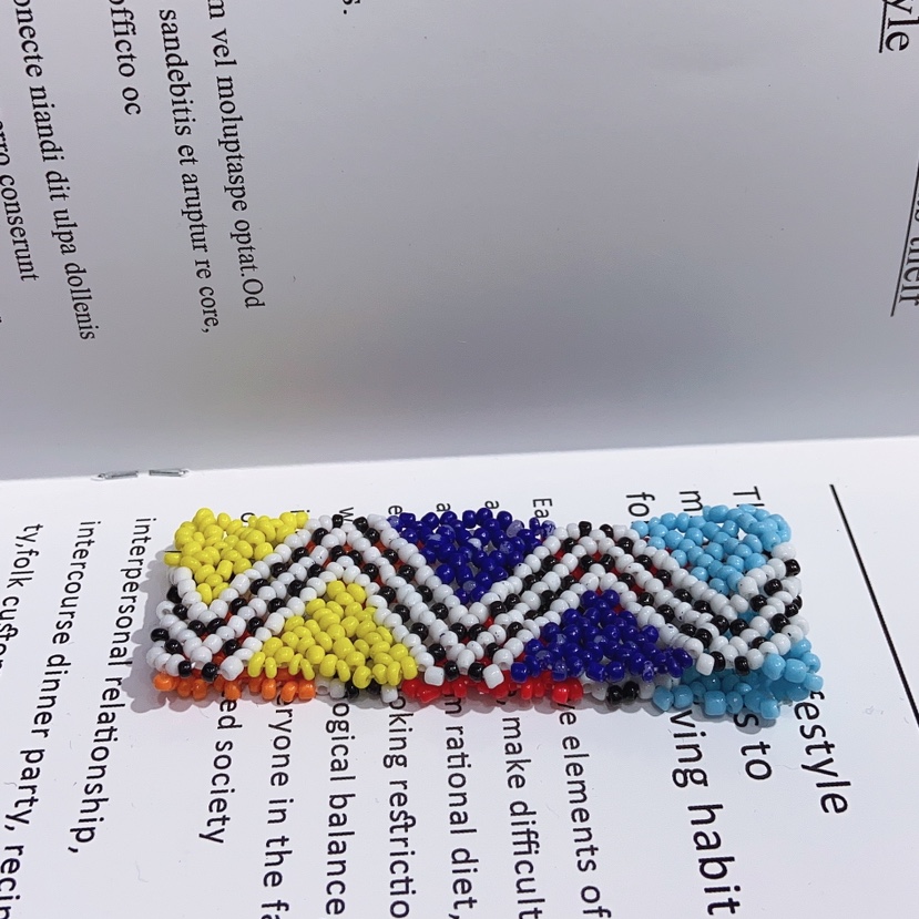 Handmade rice bead woven bracelet Specification image