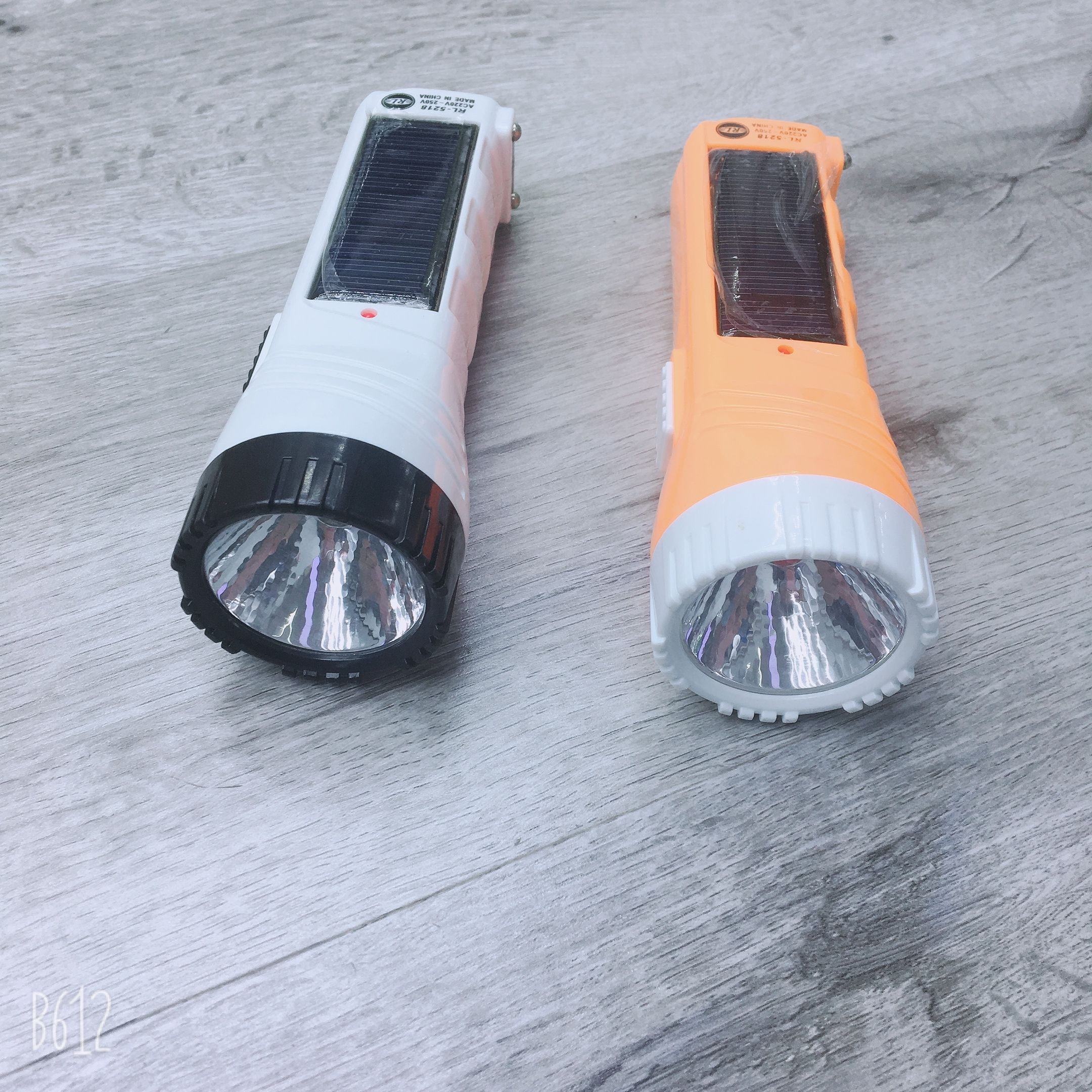 RL Solar Flashlight plug-in LED LAMP RL-5218 thumbnail