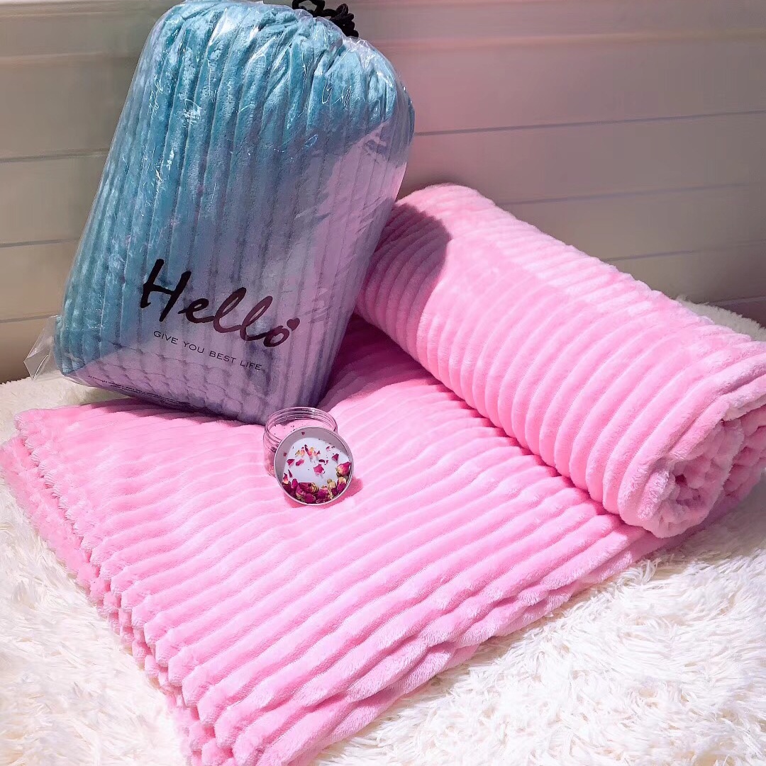 Plain Drawn Blanket High Quality All Seasons Suitable For Skin Friendly Comfort Beautiful Atmosphere details Picture