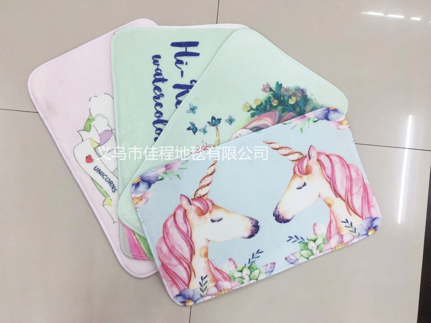 New thin, pointed-bottom flannel printed mat, flamingo pattern floor mat, digital printed floor mat, door mat and kitchen mat details Picture