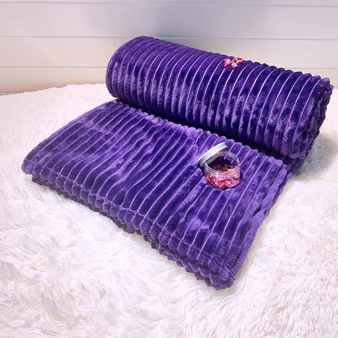 Plain Drawn Blanket High Quality All Seasons Suitable For Skin Friendly Comfort Beautiful Atmosphere Application Scenario