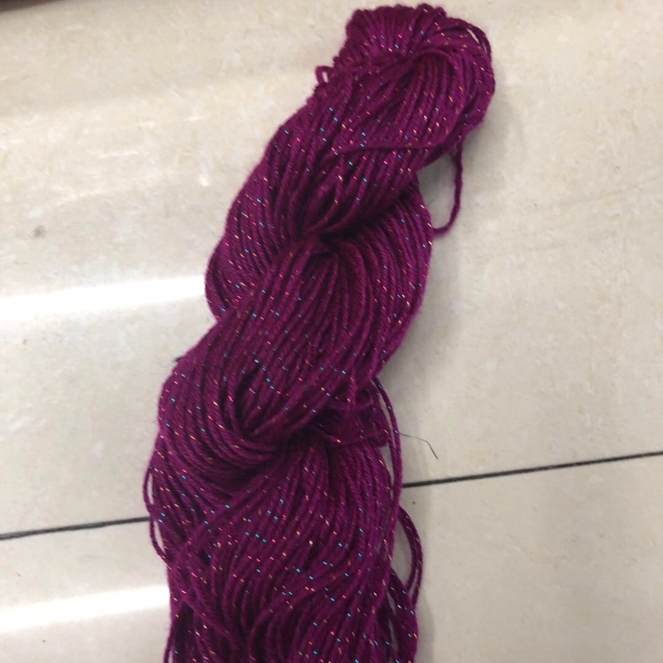 Wine-red golden thread