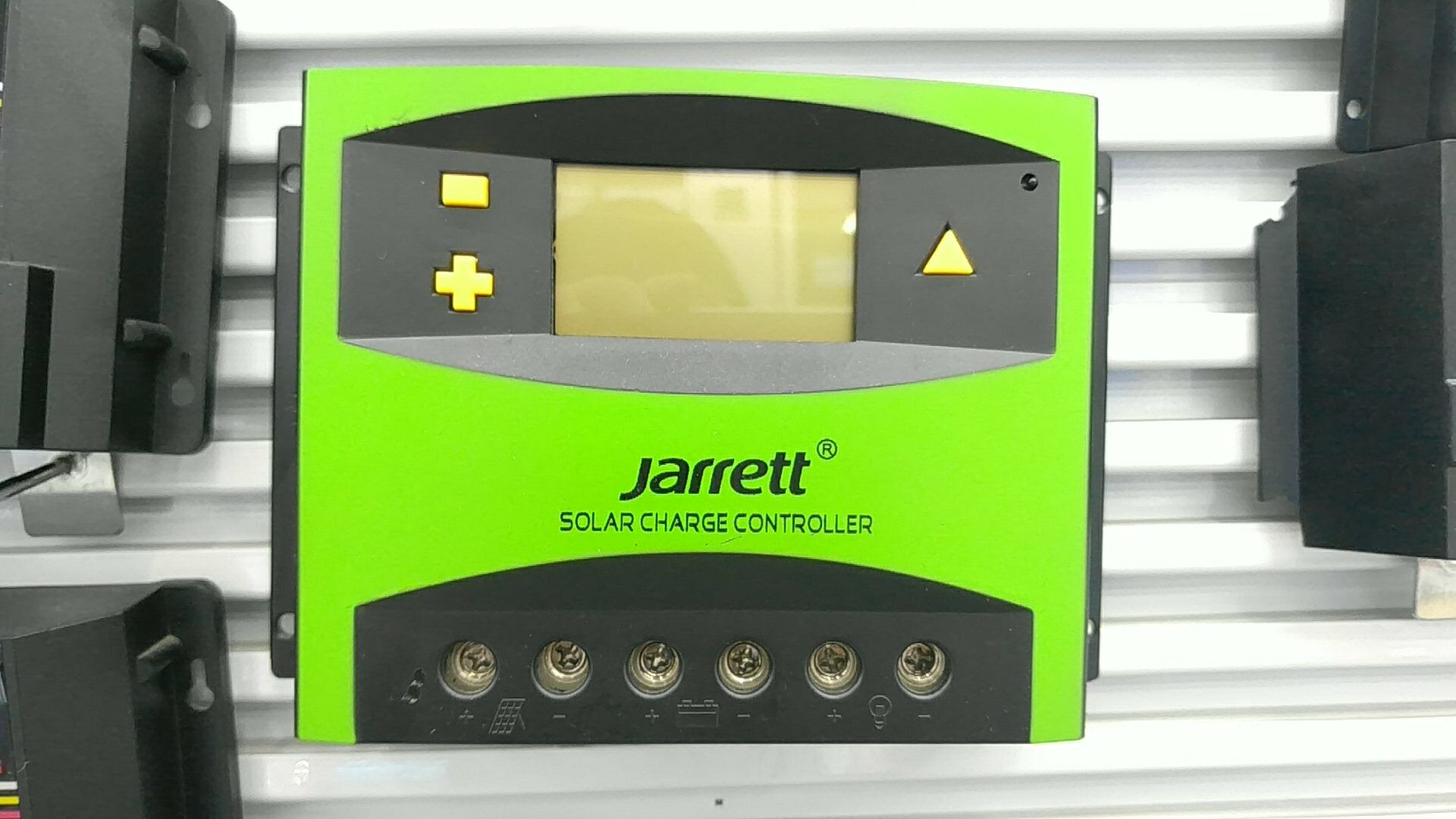 Solar controller PWM factory direct sales 10-60A