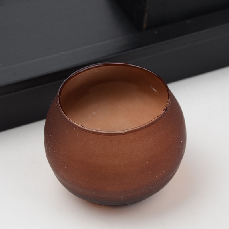 Wholesale of resin candlestick handicraft ornaments, classical garden garden courtyard tea art and home decoration ornaments Application Scenario