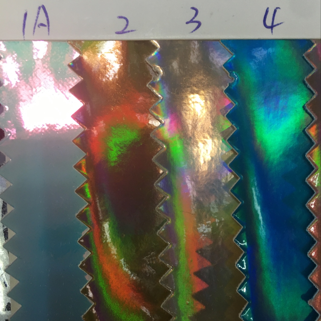 Hot-selling new PU laser-colored leather is in large stock for high, medium and low-end luggage, sofa, shoe materials and fabrics details Picture