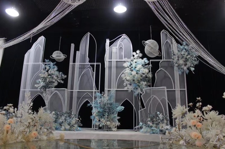 New Love River background wedding props, wedding supplies, aerial pendants, ceiling decorations, crystal hotel ceiling decorations, water droplets