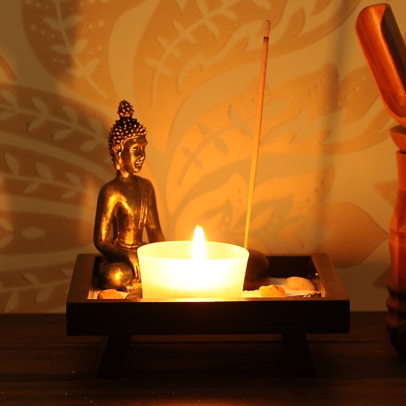 Southeast Asian-style Buddha statue handicrafts, Zen candlestick gift ornaments, resin handicrafts for restaurants and bars undefined