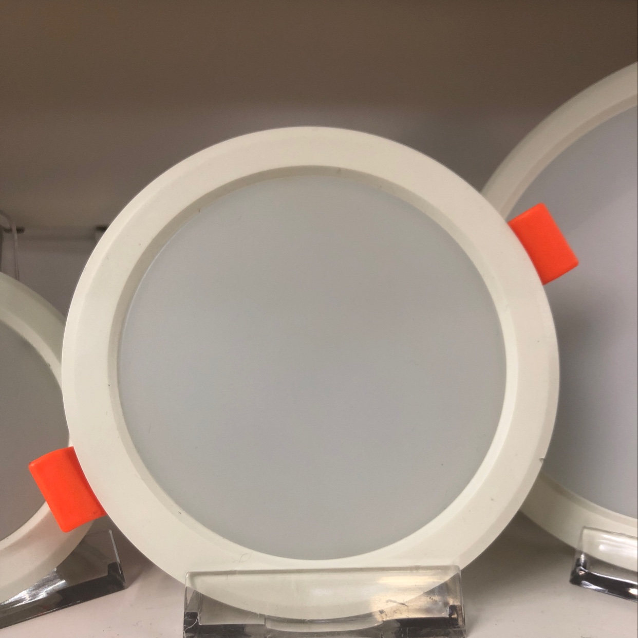 Manufacturers direct LED spotlights 9W round Pc downlights thumbnail