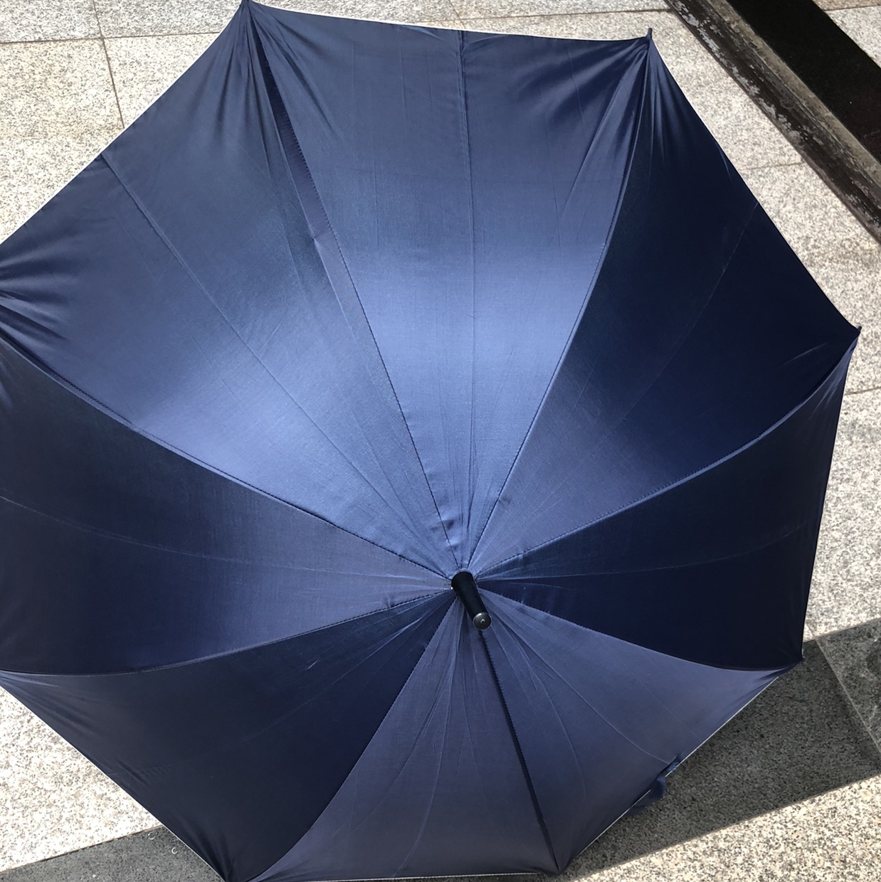 60Cm 8K Silver Rubber Sunshade Umbrella Application Scenario