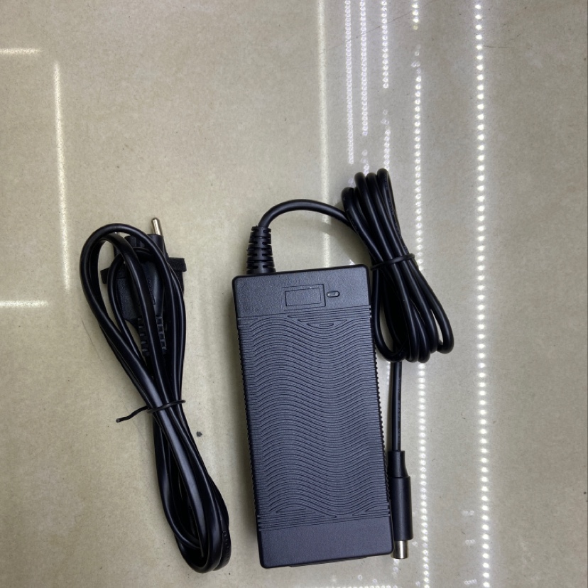 42Ｖ1.5A充电器小米滑板充电器视频头链接