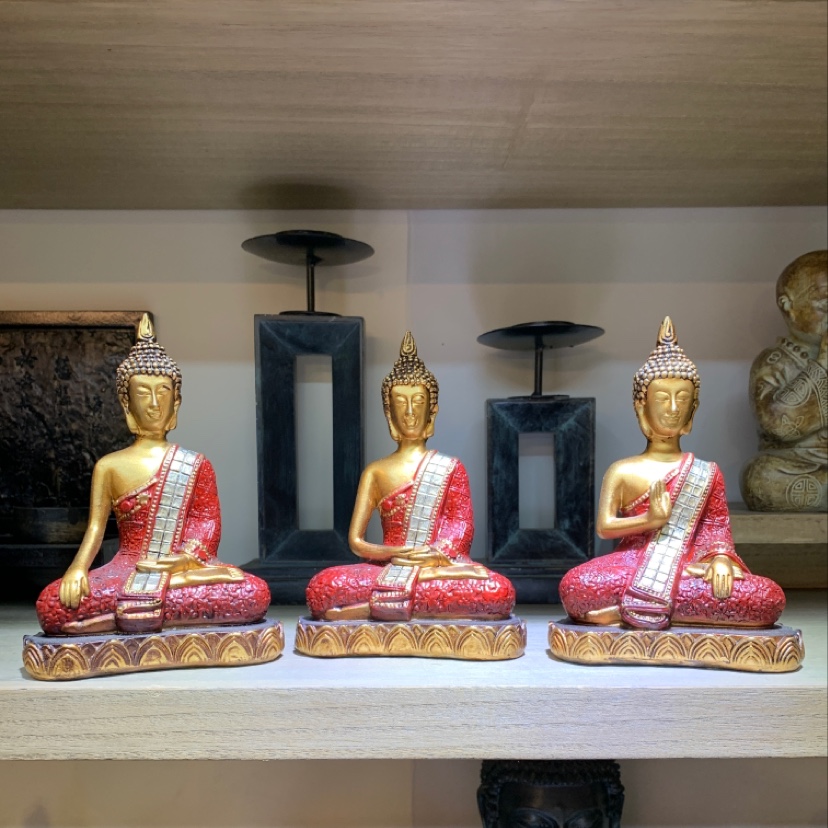 A set of Santai Buddha handicraft ornaments in antique gold with three movements