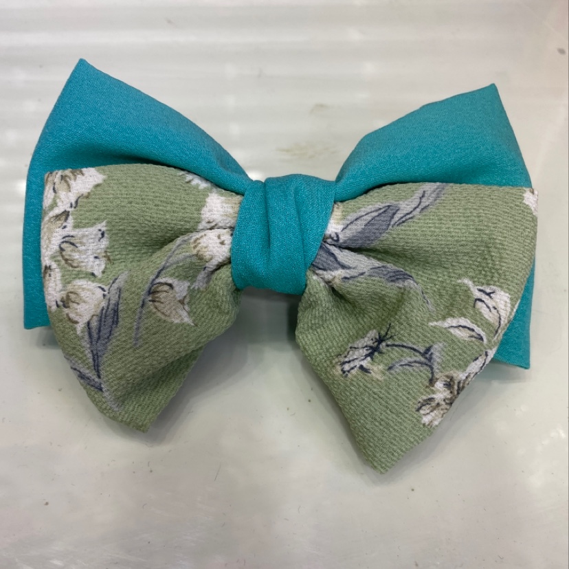 Bow details Picture