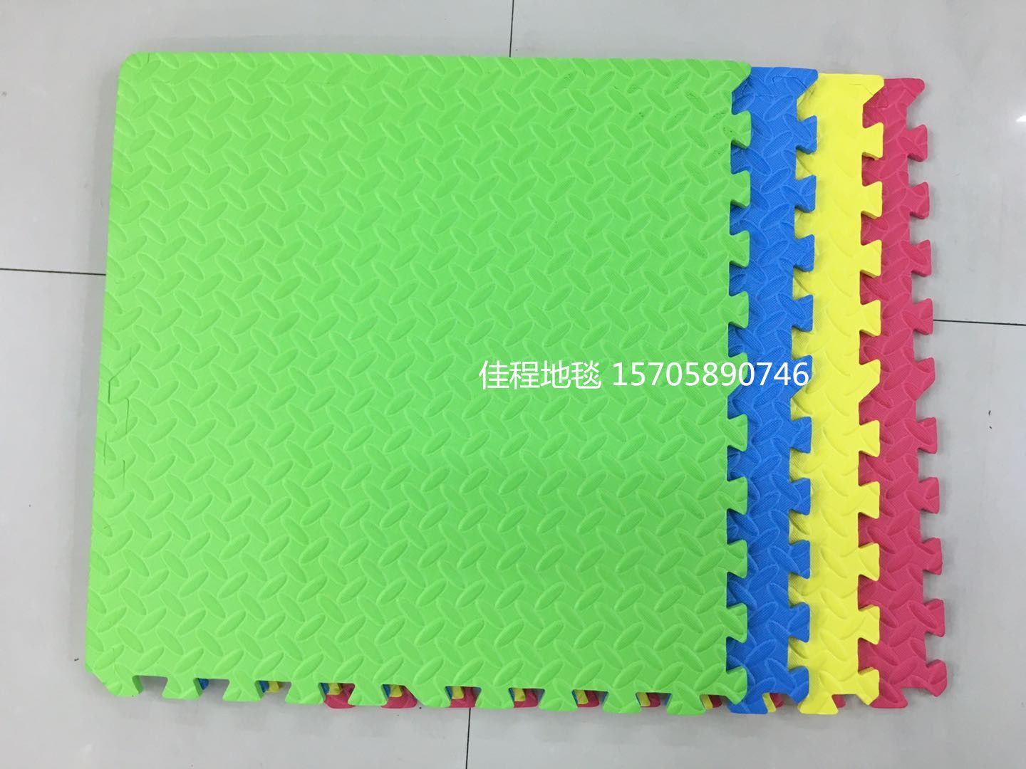 1.2cmEVA plain color floor mat Leaf pattern EVA plain color puzzle children's puzzle floor mat splicing mat Solid color floor mat 60*60*4 pieces Application Scenario