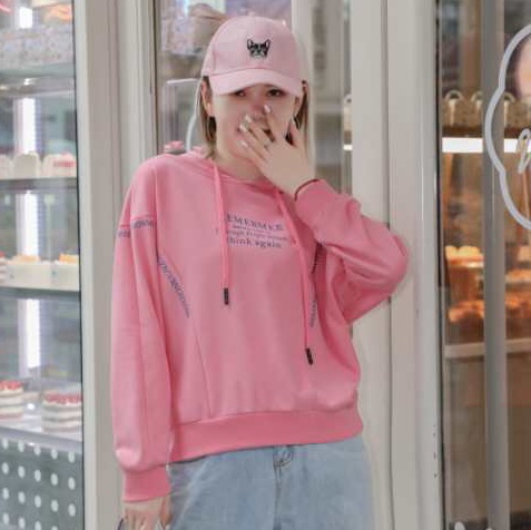 Pullover knitwear thumbnail