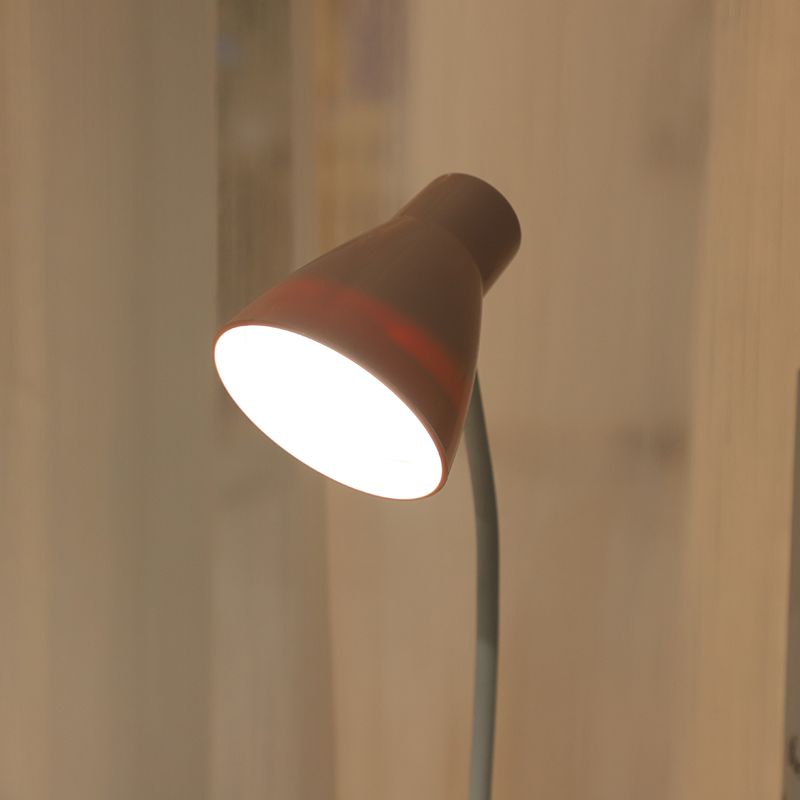 led台灯创意宿舍卧室床头阅读学习护眼触摸调光节能台灯夜灯新款详情图6