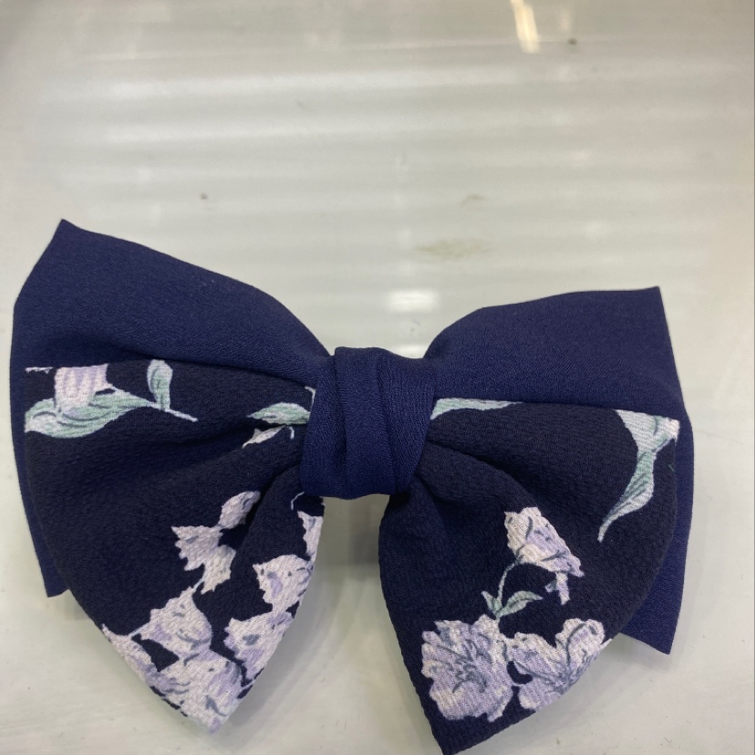 Hairpin details Picture