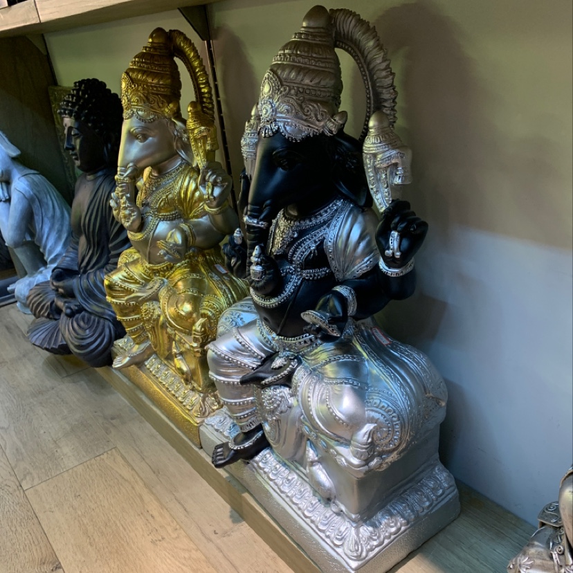 A home decoration and handicraft of GANESHA, the god of wealth from India and Southeast Asia Application Scenario