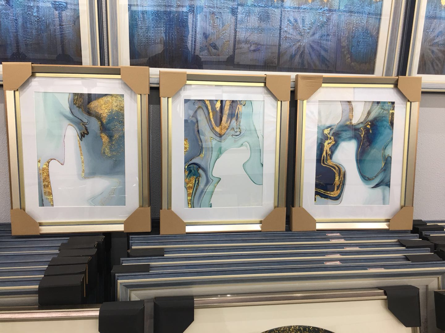 Modern Light Luxury Decorative Painting Living Room Sofa Background Painting Wall Painting Hanging Painting Triplet full figure