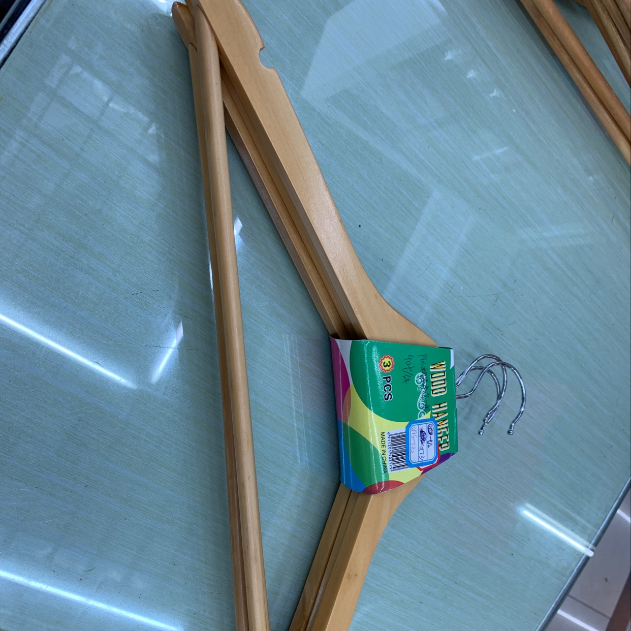 P66本色一级木衣架图