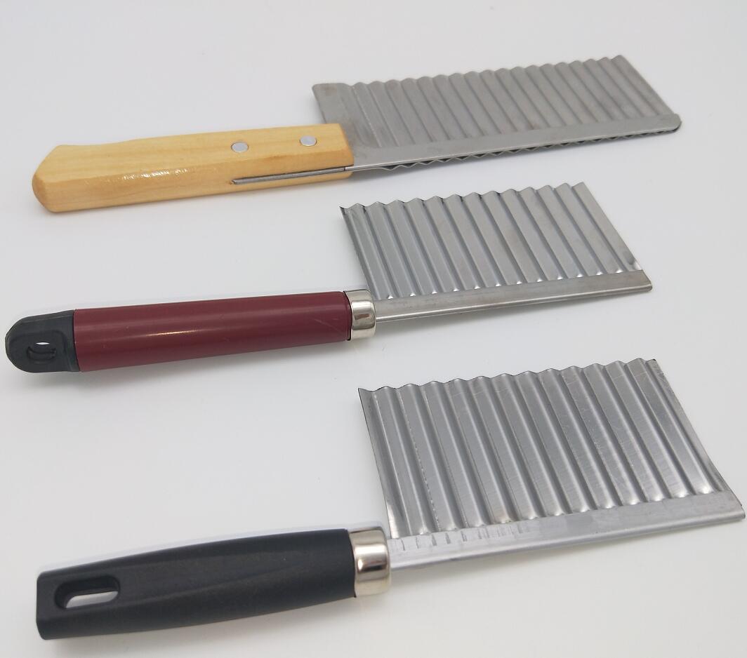 Wooden handle plastic handle corrugated knife, wavy stainless steel French fries knife, potato wavy knife, wavy tool, wavy knife detail image 2