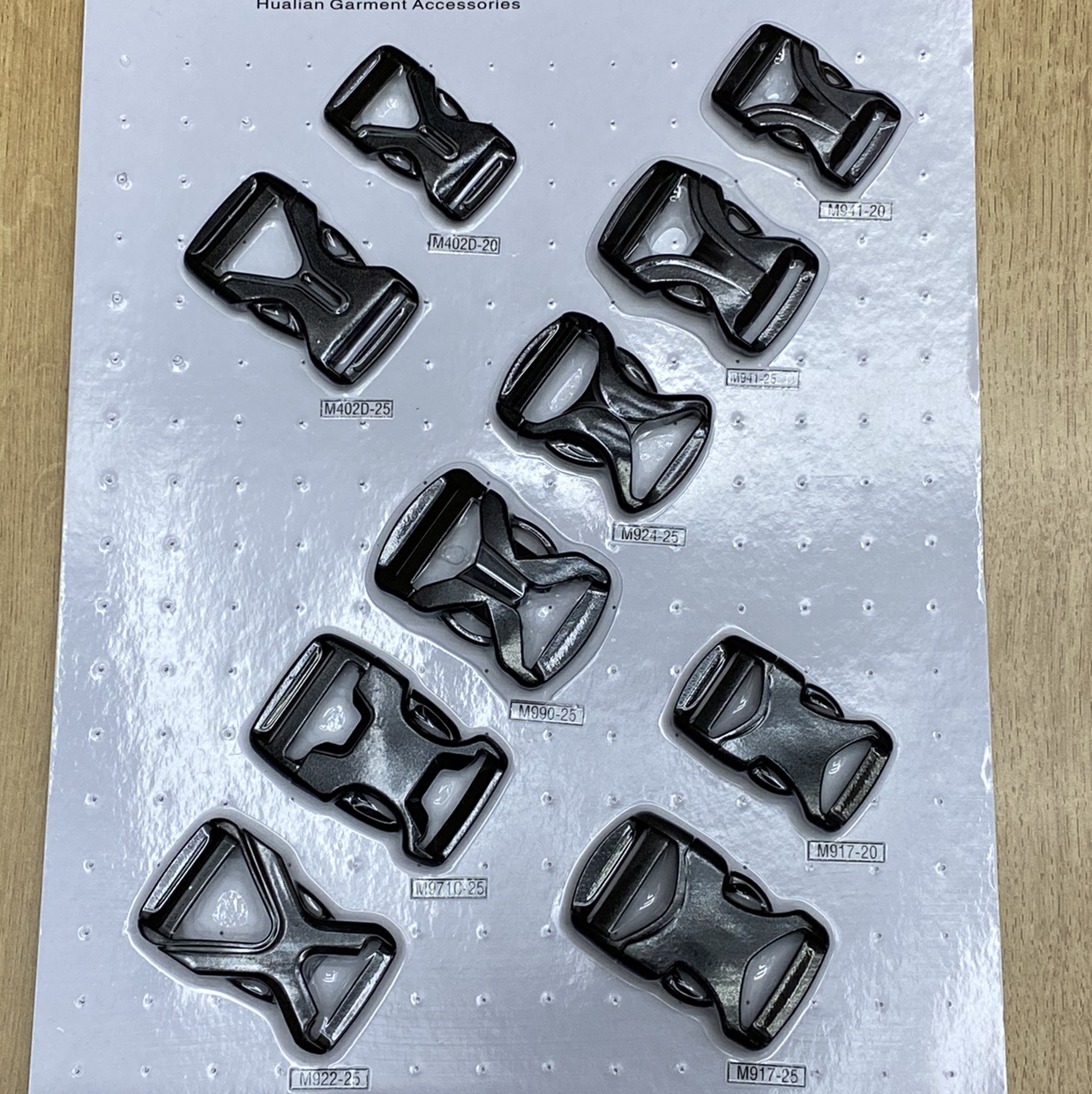 High-quality plastic bag buckle multi-purpose QQ tool webbing adjustable buckle Item Picture