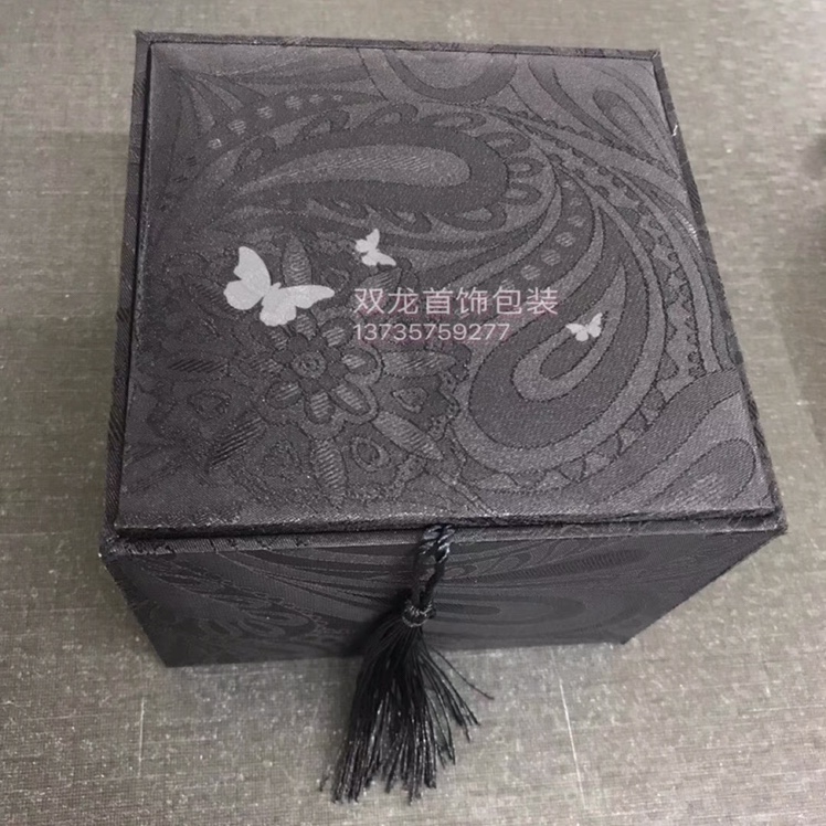高档流苏手表盒缎布提花腰果花戒指吊坠手镯手链项链礼品盒包装盒珠宝首饰盒