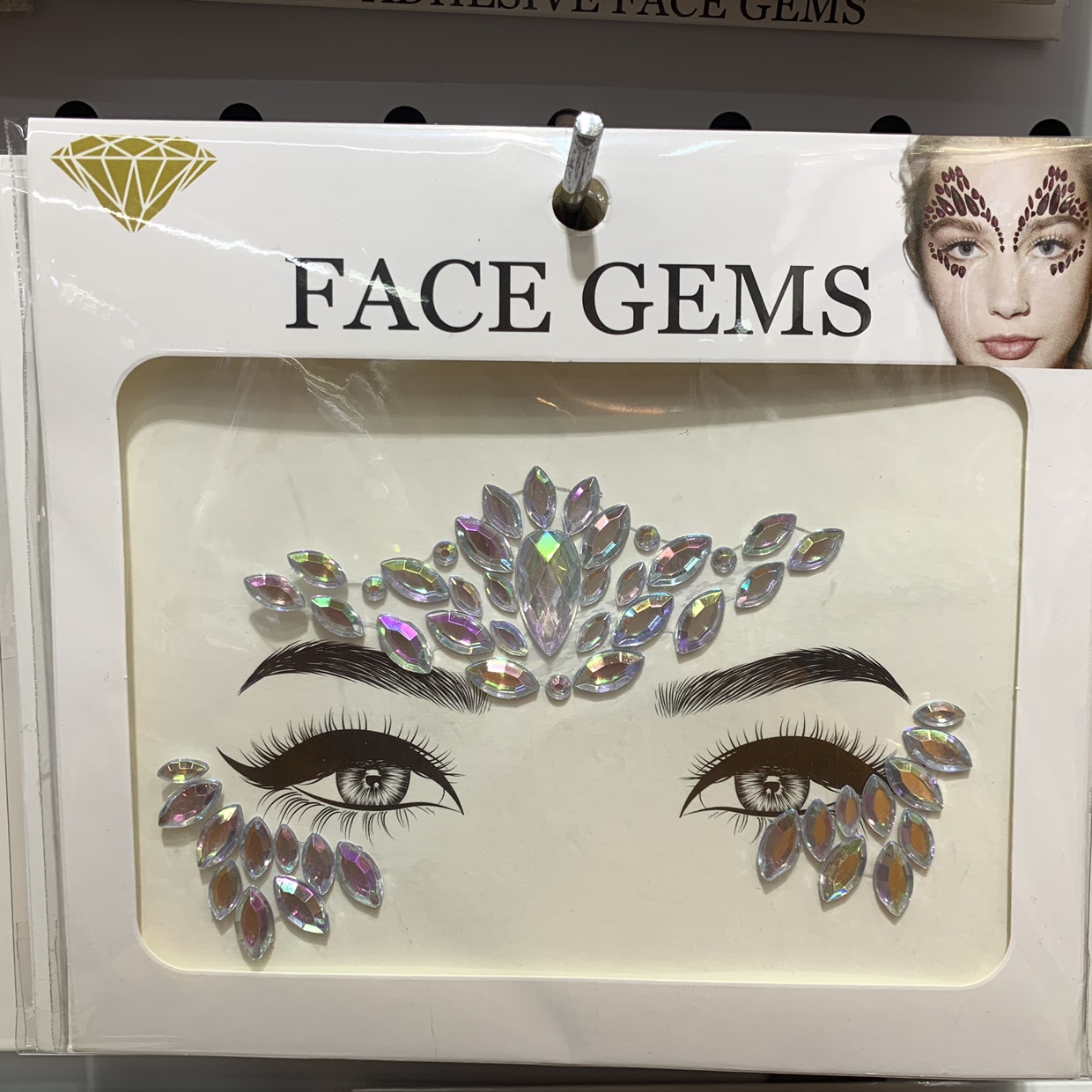 钻石脸贴 脸部钻石贴纸 亚克力贴纸 脸部装饰贴纸
脸贴 贴纸 钻石贴纸 节日脸贴 party钻石脸贴 眉心钻亚克力脸贴白底实物图