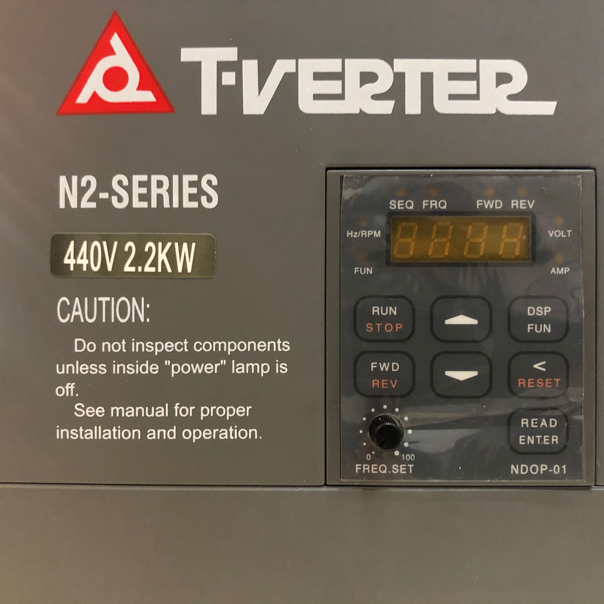 台达N2系列变频器变频式马达控速器低噪音安全稳定变频器详情图1