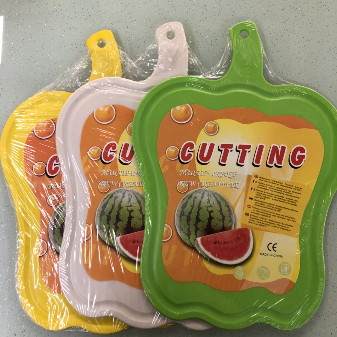 HL6801 green pepper plastic fruit cutting board thumbnail