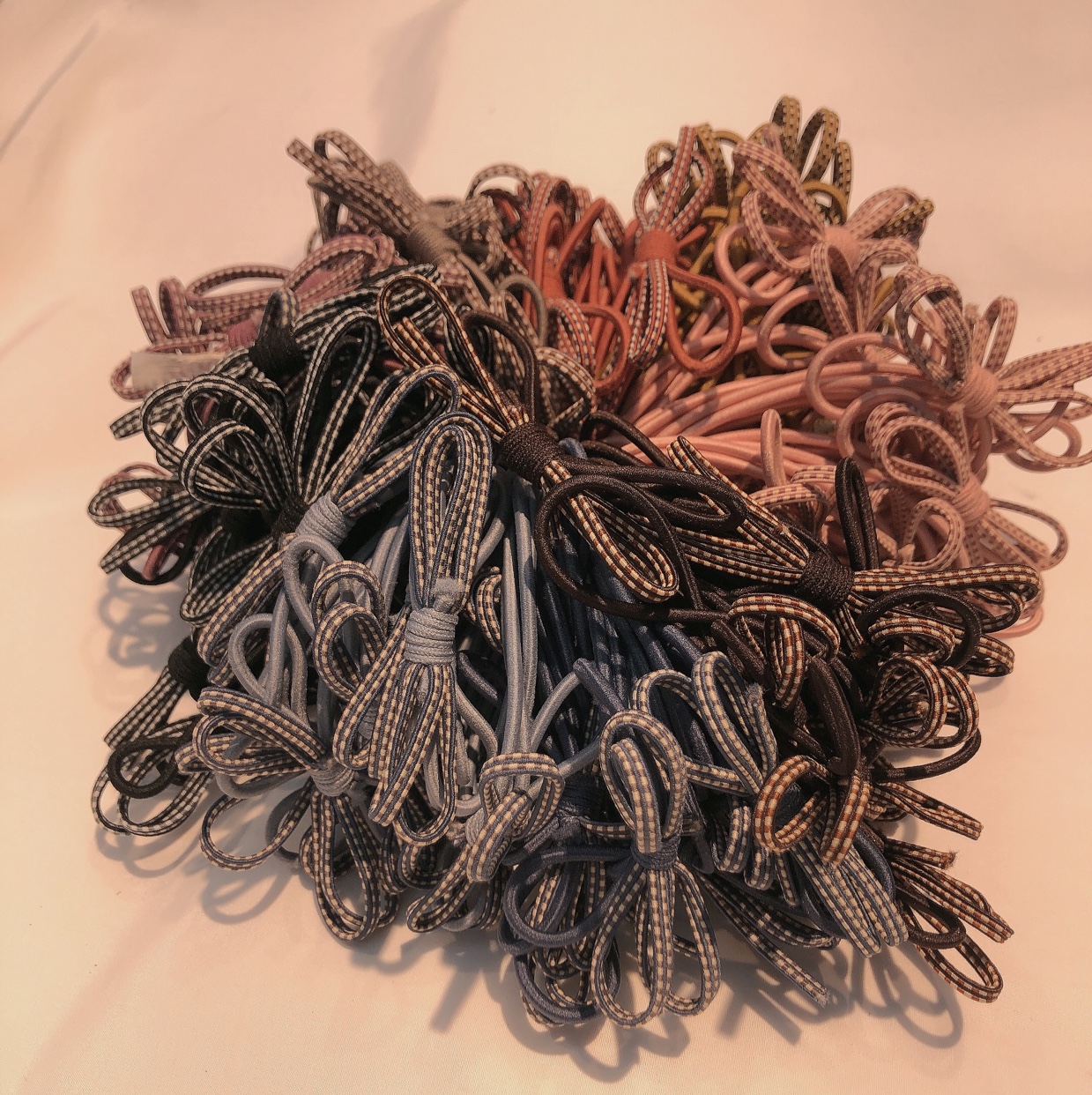 100 hand-tied hair ties with Dot bow leather bands in mixed colors for wholesale details Picture