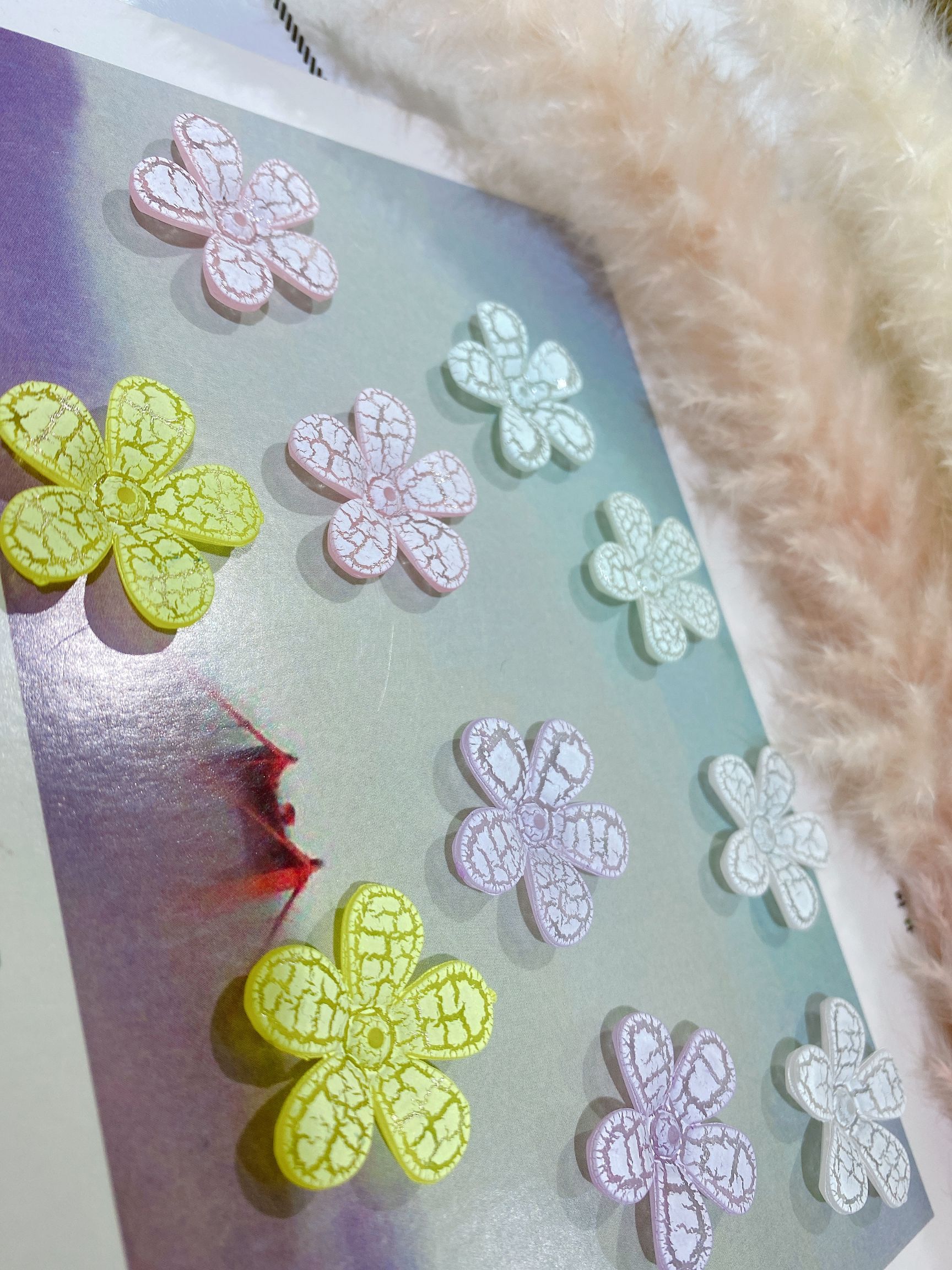 Acrylic painting effect in the middle hole five - petal receptacle manual DIY earrings simulation flower accessories thumbnail