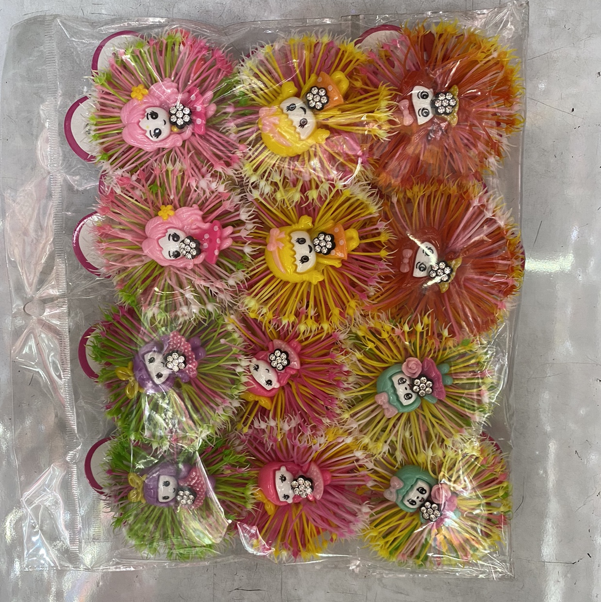 Rubber band plus grass flower thumbnail