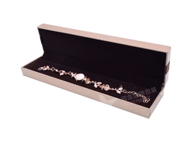 充皮纸特种纸蝴蝶结戒指盒吊坠盒 手镯项链盒 首饰盒礼品盒珠宝盒展示道具....产品图