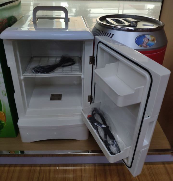 容积12L 电子制冷车载冰箱旅自驾游必备