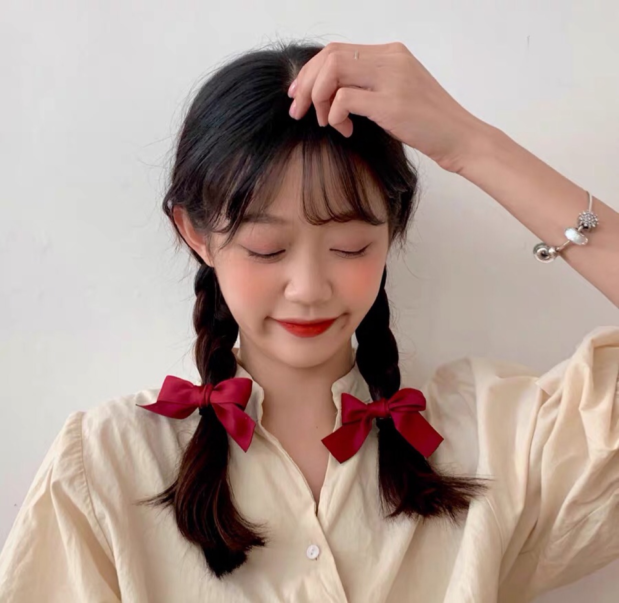 A bag of 20 hand-tied bow leather band hair ties and fresh hair accessories Item Picture