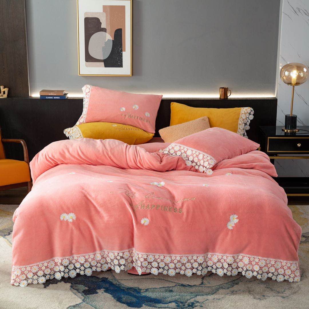 Thickened crystal velvet set of four autumn and winter thermal bed sheets with coral fleece sheets covered with milk flannel thumbnail