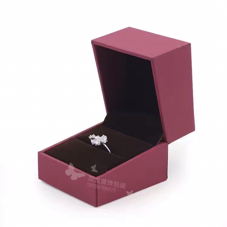 触感纸戒指盒吊坠盒手镯盒手链盒项链盒手表盒水晶盒亚克力盒首饰盒包装盒礼品盒珠宝展示道具