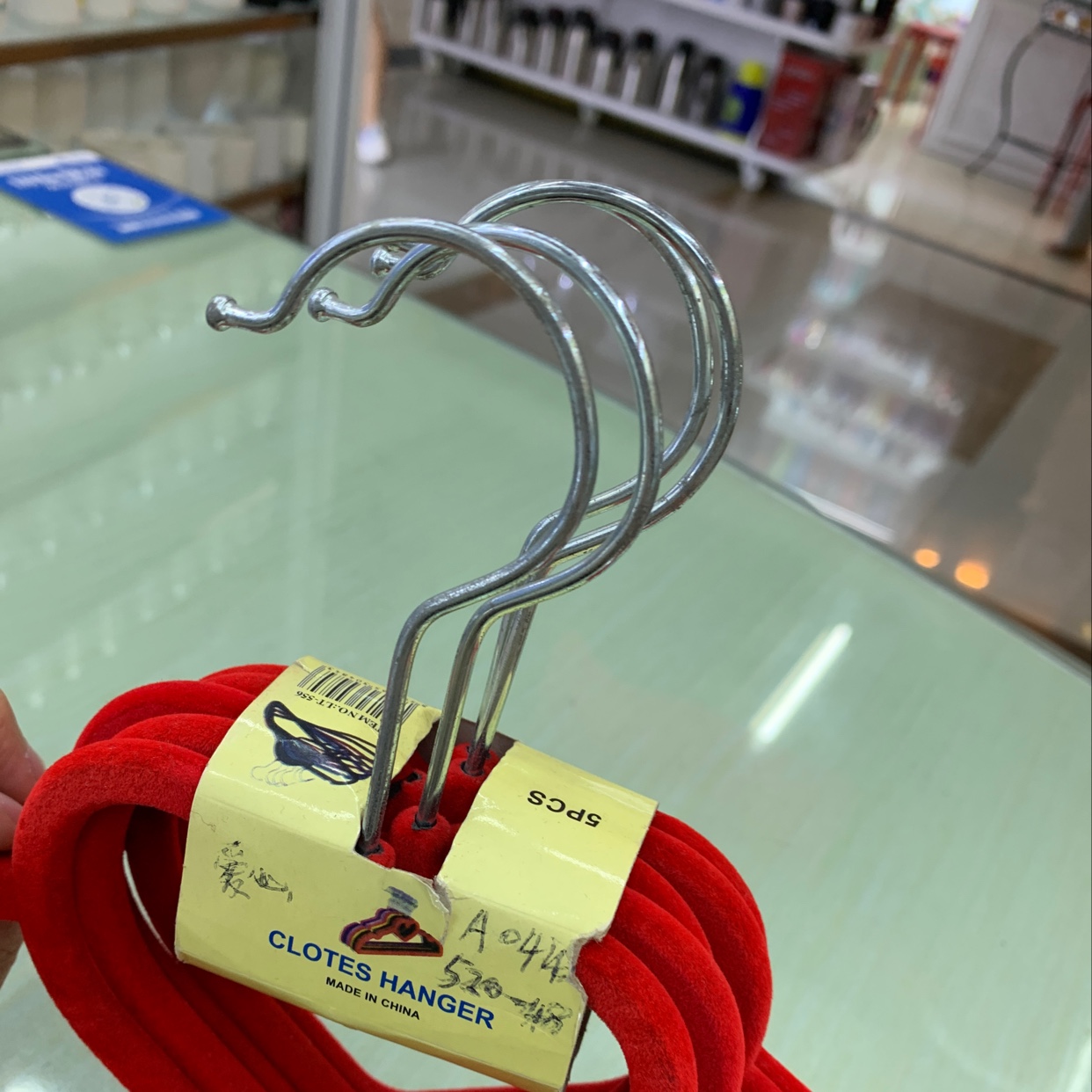 爱心植绒衣架细节图