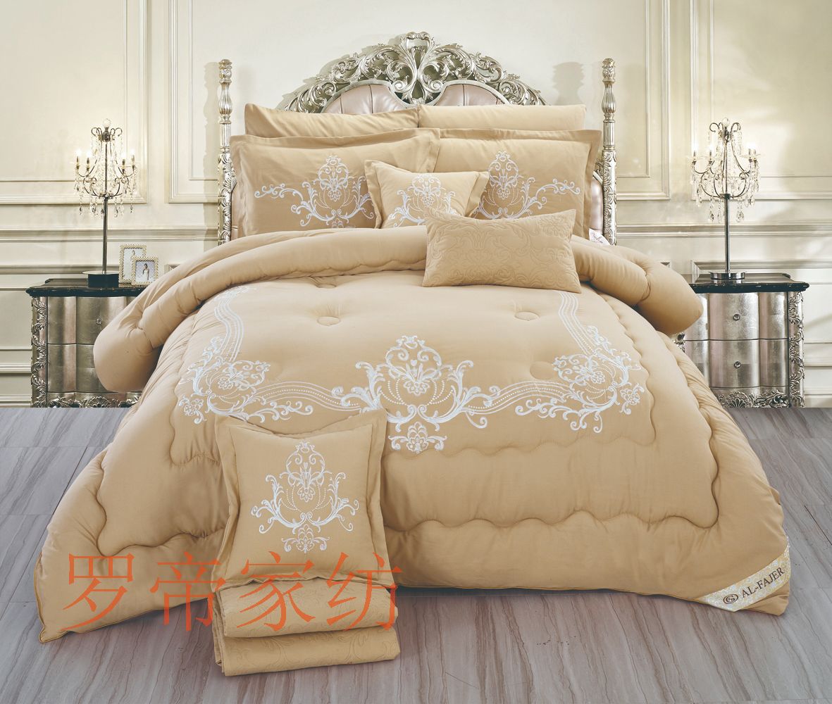 Home textile winter milk fleece four-piece set Faray fleece thickened quilt cover bed sheet coral fleece bedding short fleece thumbnail
