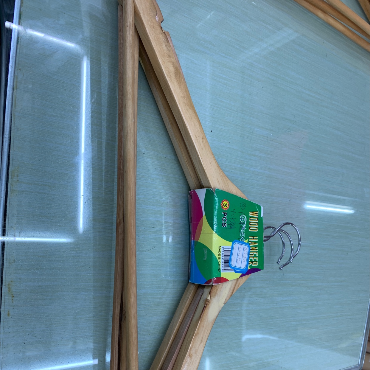 P66本色3级木衣架