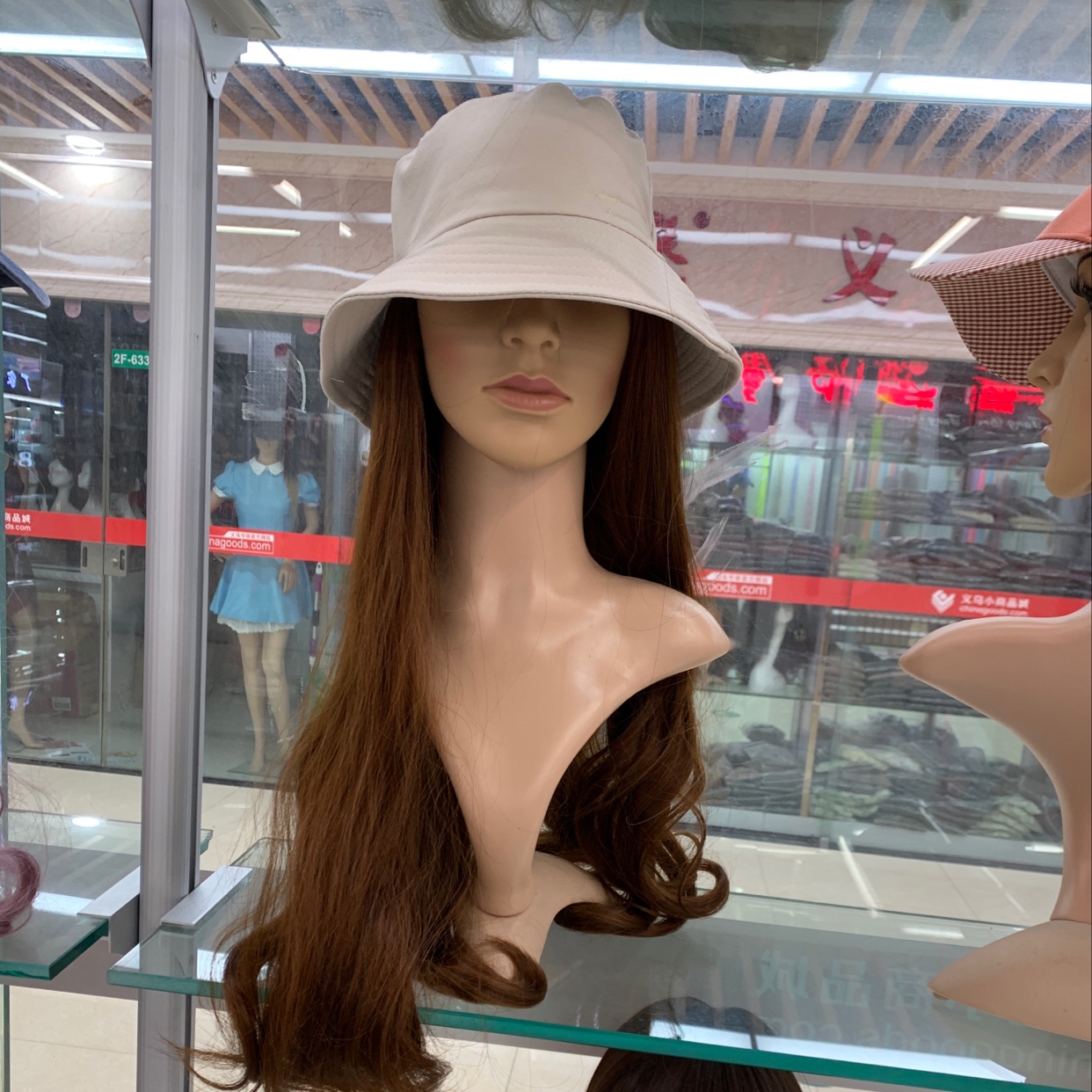 Wholesale and customization of hats, wigs, fisherman hats, and wigs (including hats) details Picture