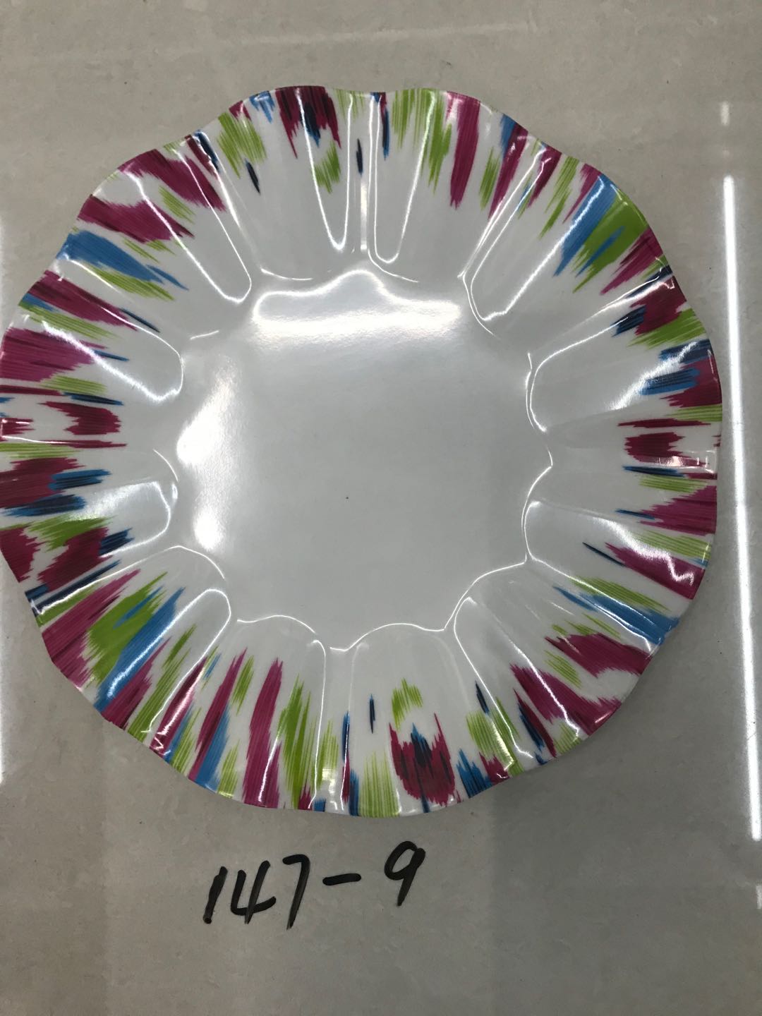 Melamine plate A147-9 flower detail image 1