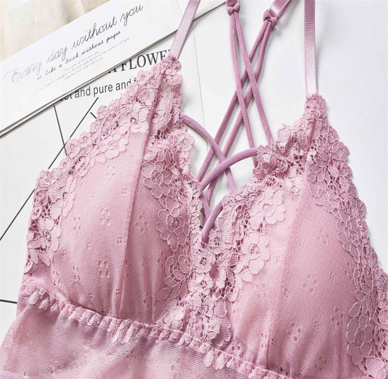Summer Korean-style sexy lace and long design with a beautiful back and a women's chest wrap undefined