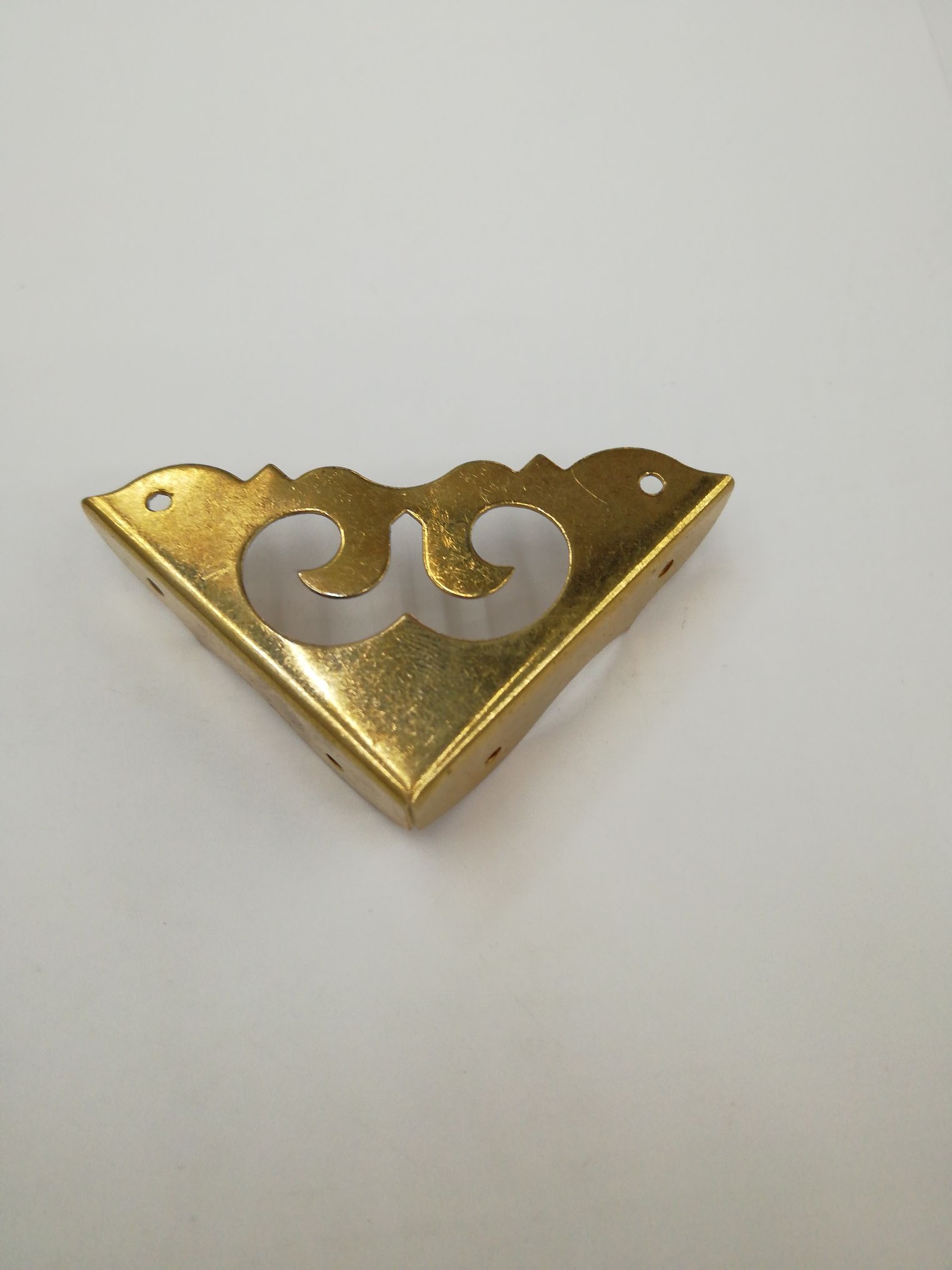 Angle covering, Angle protecting, butterfly Angle covering thumbnail
