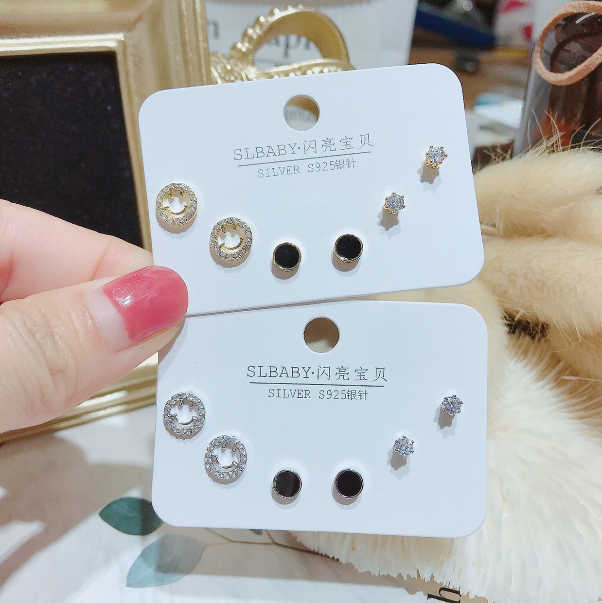 S925 silver needle cute smiling face with multiple pairs of earrings thumbnail