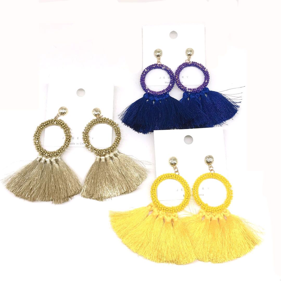 Creative and fashionable earrings, Bohemian beaded tassel pure handcrafted earrings, exaggerated retro long earrings for women