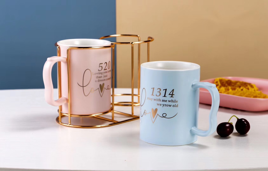 Direct sales, wholesale and retail of cups, couple cups, mugs, coffee cups and sleeve cups. For orders, please consult Specification image