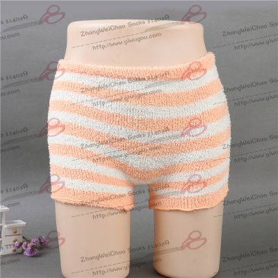 Foreign trade coral velvet half fluffy high waist shorts Specification drawing