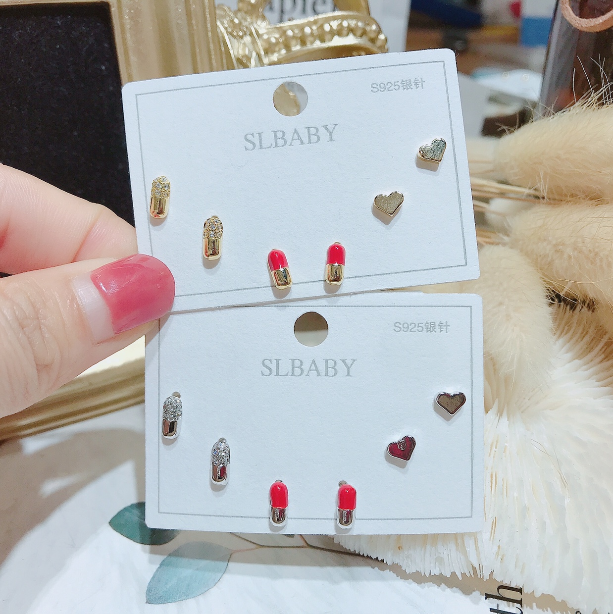 Pills fashion multiple pairs of ear studs thumbnail