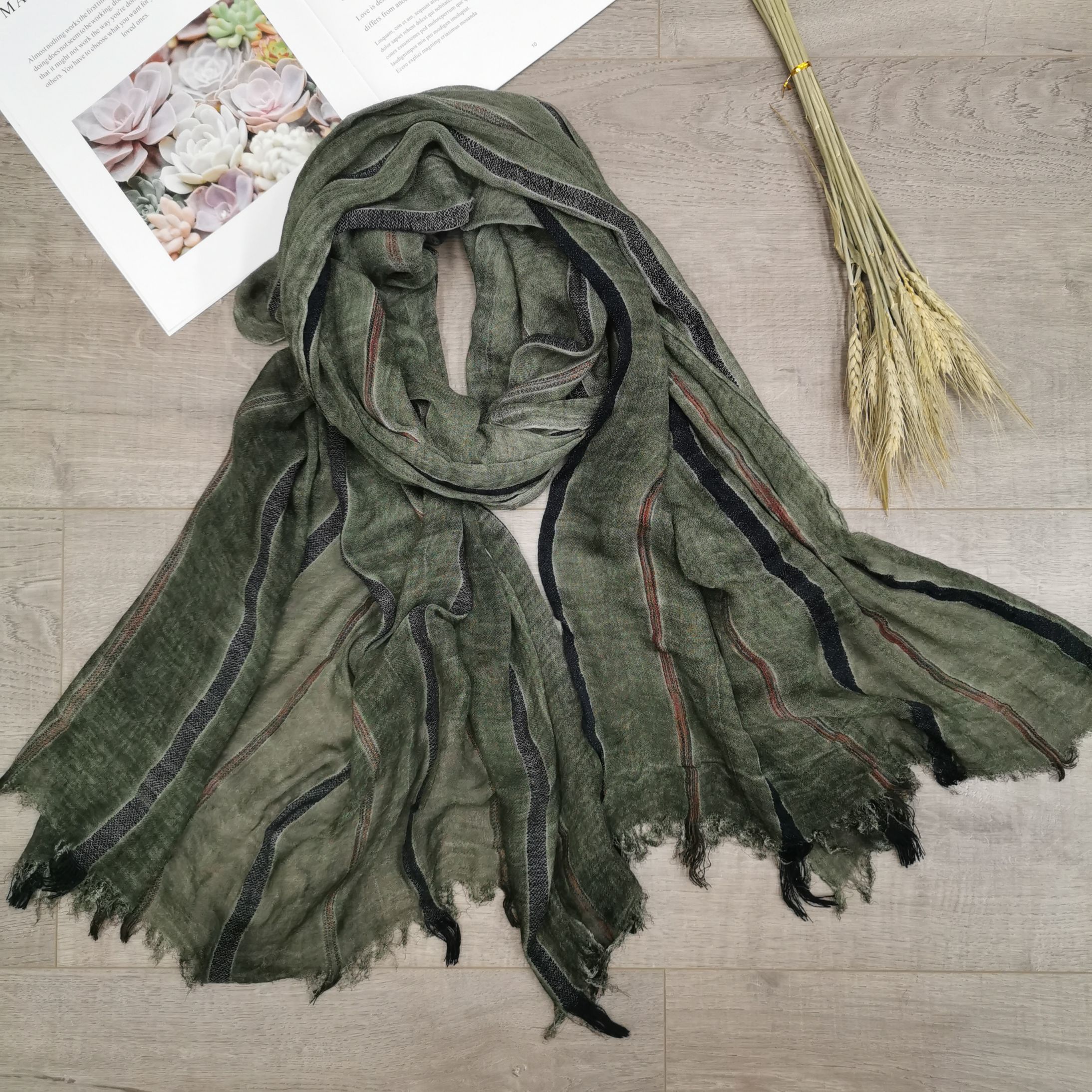 Super Soft Modal Black And Red Scarf Beach Towel Holiday Fairy Wholesale Foreign Trade Original Single Four Seasons Love Specification drawing